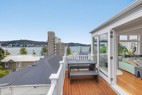 Photo of property in 11 Hay Street, Oriental Bay, Wellington, 6011