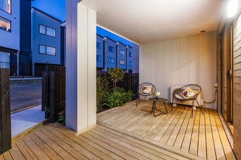 Photo of property in 23 Tukari Lane, Mangere Bridge, Auckland, 2022