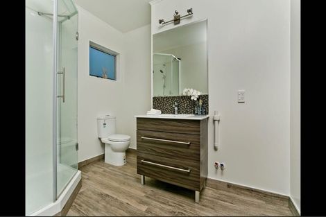 Photo of property in 11 Hague Place, Birkenhead, Auckland, 0626