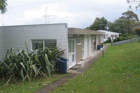 Photo of property in 2/1 Keldale Place, Forrest Hill, Auckland, 0620