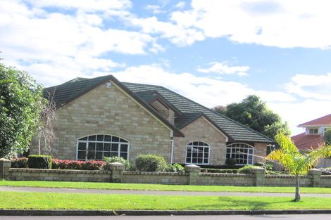 Photo of property in 31 Anaheim Boulevard, Shamrock Park, Auckland, 2016