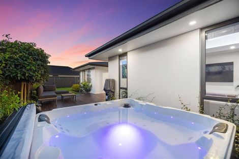 Photo of property in 5 William Deans Drive, Prebbleton, 7604
