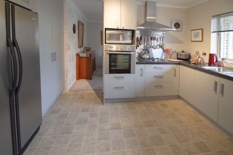 Photo of property in 5 Mountain View Road, Te Aroha, 3320
