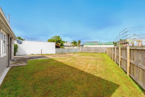 Photo of property in 12 Denbigh Place, Awapuni, Palmerston North, 4412