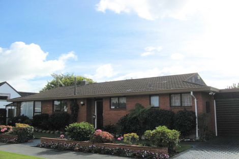 Photo of property in 2/2 Saint Clio Street, Ilam, Christchurch, 8041