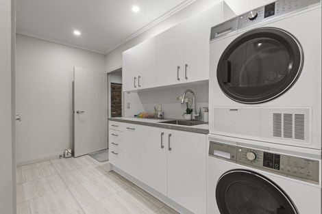 Photo of property in 2 Pheasant Lane, Aokautere, 4471