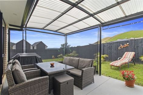 Photo of property in 9 Manatu Close, Whangamata, 3691