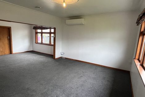Photo of property in 76 Pitama Road, Awapuni, Palmerston North, 4412