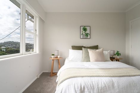 Photo of property in 1 Broderick Crescent, Johnsonville, Wellington, 6037