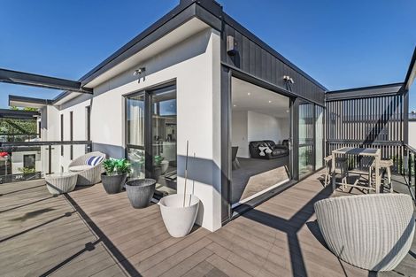 Photo of property in 4/275 Kilmore Street, Christchurch Central, Christchurch, 8011