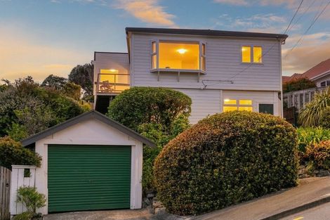 Photo of property in 71 Jubilee Road, Khandallah, Wellington, 6035