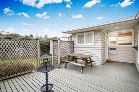 Photo of property in 12 Dreifuss Place, Mangere East, Auckland, 2024