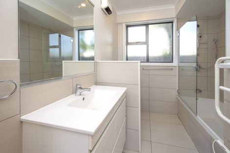 Photo of property in 11 Gilbert Street, Amberley, 7410