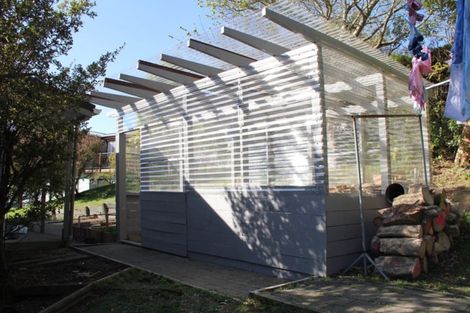 Photo of property in 6 Wingfield Place, Churton Park, Wellington, 6037