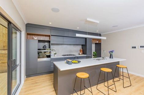 Photo of property in 10a Nielsen Place, Massey, Auckland, 0614