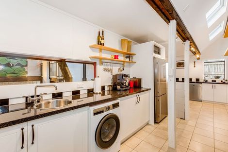 Photo of property in 57 Kahu Road, Paremata, Porirua, 5024
