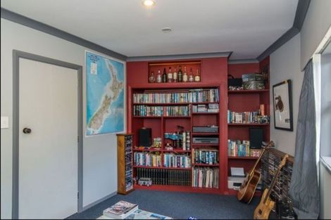 Photo of property in 44 Gavin Road, Raumati Beach, Paraparaumu, 5032