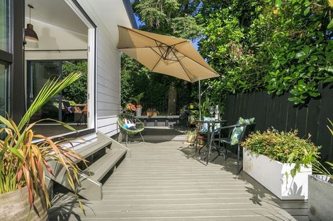 Photo of property in 101a Carlisle Road, Torbay, Auckland, 0632