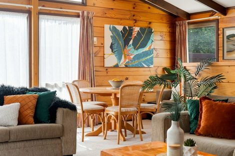 Photo of property in 15 Pitkethley Circle, Pauanui, Hikuai, 3579