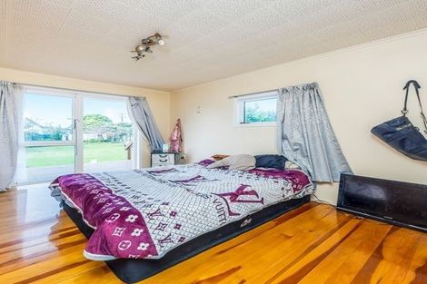 Photo of property in 2 Orakau Road, Mangere East, Auckland, 2024