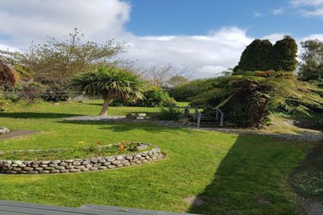 Photo of property in 150 Queen Street, Westport, 7825