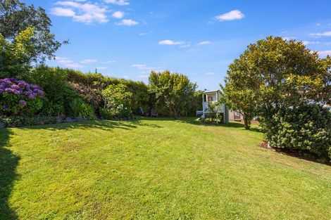 Photo of property in 32 Handyside Street, Tawa, Wellington, 5028