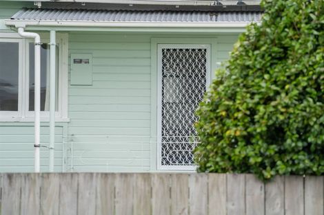 Photo of property in 120 Massey Street, Frankton, Hamilton, 3204