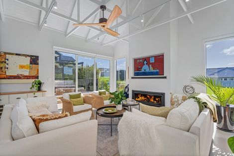 Photo of property in 5 Liberty Place, Cooks Beach, 3591