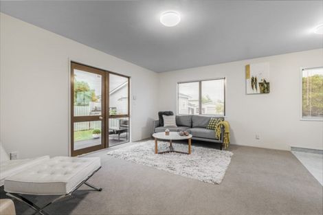 Photo of property in 2/56 Jellicoe Road, Manurewa, Auckland, 2102