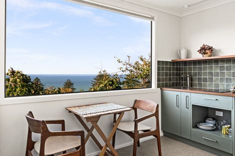 Photo of property in 18 Hukarere Road, Bluff Hill, Napier, 4110