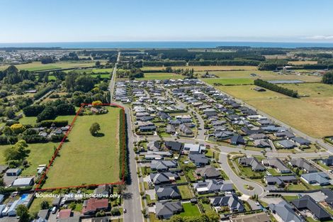 Photo of property in 90 Gladstone Road, Woodend, 7610