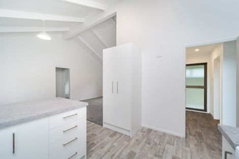 Photo of property in 2 Peter Hall Drive, Kelvin Grove, Palmerston North, 4414