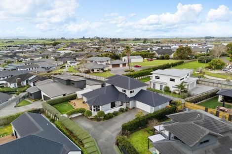 Photo of property in 21 Longbow Terrace, Flagstaff, Hamilton, 3210