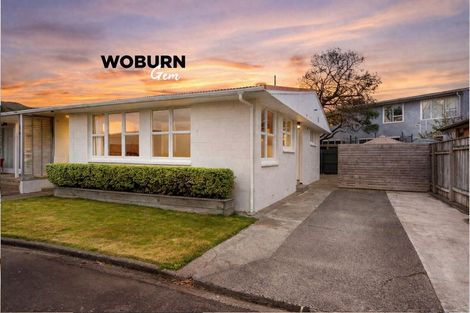 Photo of property in 1/1 Saulbrey Grove, Woburn, Lower Hutt, 5010