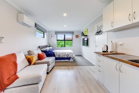 Photo of property in 2 Alan Livingston Drive, Cambridge, 3434