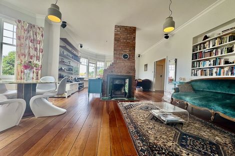 Photo of property in 64 Upland Road, Kelburn, Wellington, 6012