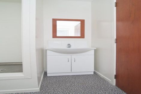 Photo of property in 31 Holly Road, St Albans, Christchurch, 8014