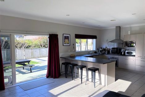 Photo of property in 211 Westchester Drive, Churton Park, Wellington, 6037