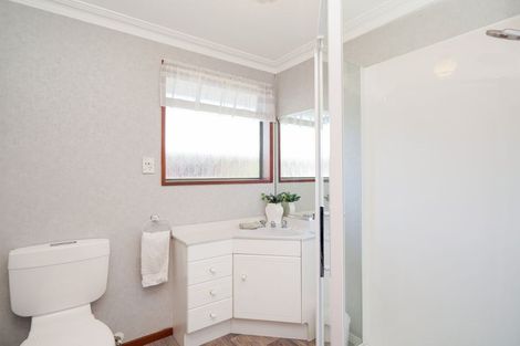 Photo of property in 124 Kildare Drive, Waikiwi, Invercargill, 9810
