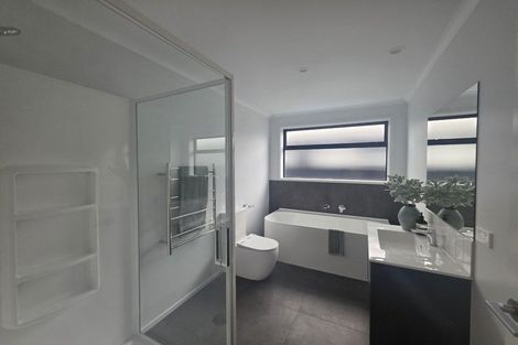 Photo of property in 57 Empire Crescent, Papamoa, 3118