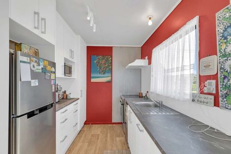 Photo of property in 23 Manuka Street, Castlecliff, Whanganui, 4501