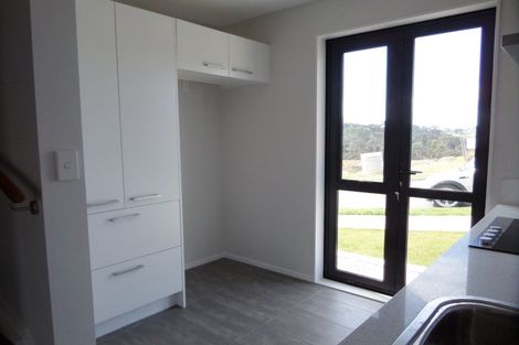 Photo of property in 18/10 Silver Moon Road, Albany Heights, Auckland, 0632