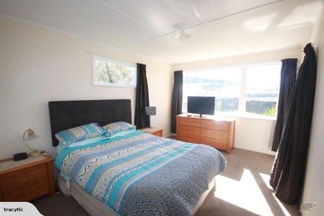 Photo of property in 30 Fenruss Street, Fairy Springs, Rotorua, 3015
