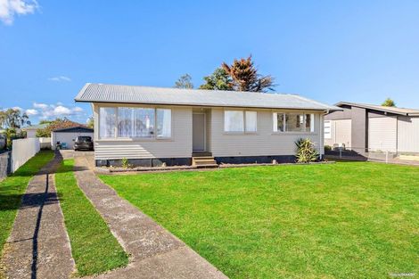 Photo of property in 30 Jupiter Street, Rosehill, Papakura, 2113