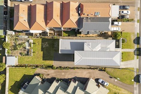 Photo of property in 31 Tawa Street, Mount Maunganui, 3116