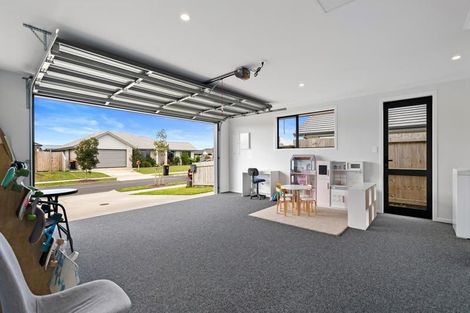 Photo of property in 38 Piata Street, Papamoa Beach, Papamoa, 3118