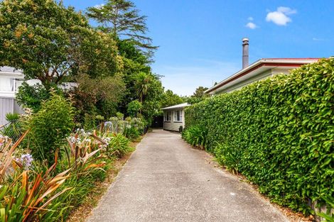 Photo of property in 25 Roseneath Place, Birkdale, Auckland, 0626