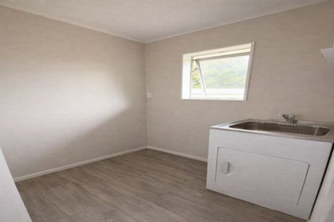 Photo of property in 20 Mascot Avenue, Mangere, Auckland, 2022