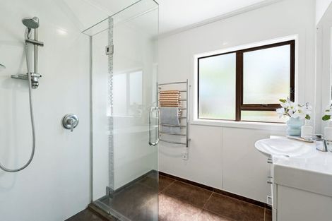 Photo of property in 19 Sunrise Avenue, Murrays Bay, Auckland, 0630