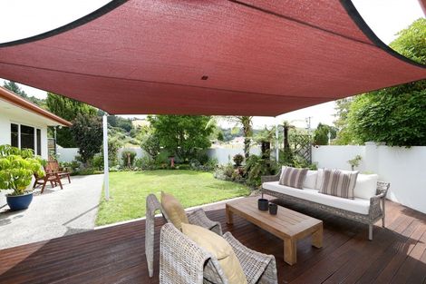 Photo of property in 2 Dules Walk, Taradale, Napier, 4112